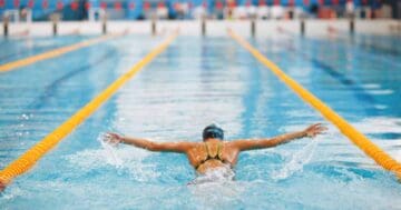 ¿La natación trabaja todos tus músculos?